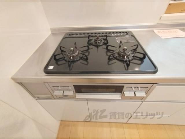キッチン　コンロ