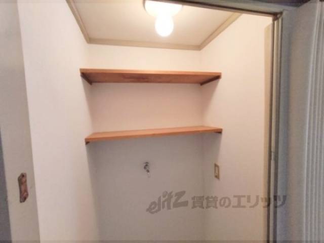 洗濯機置場　棚