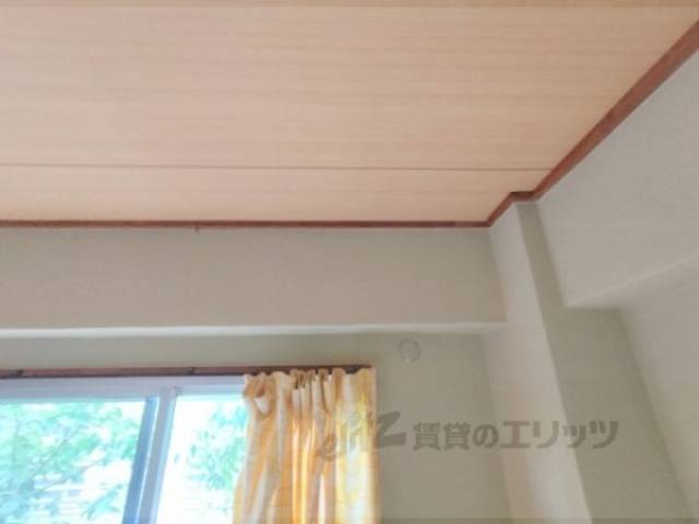 エアコン　設置場所