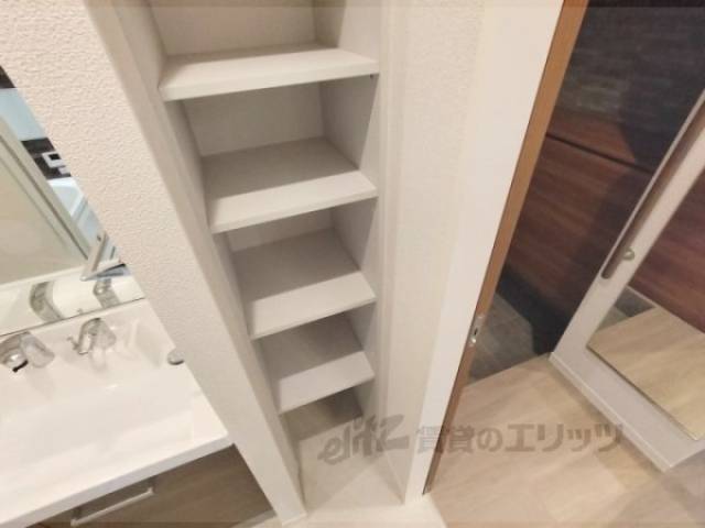 洗面所　棚