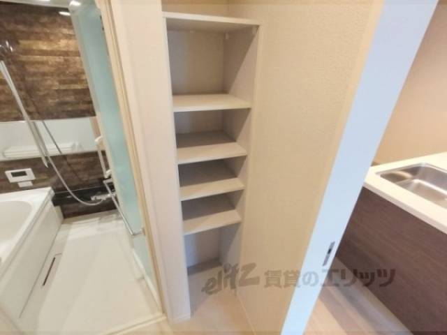 洗面所　棚