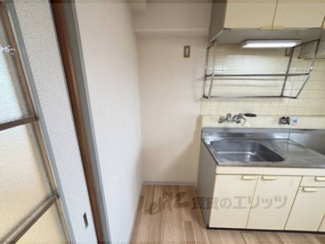 冷蔵庫置場