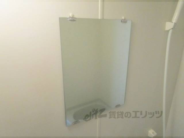 ユニットバス　鏡