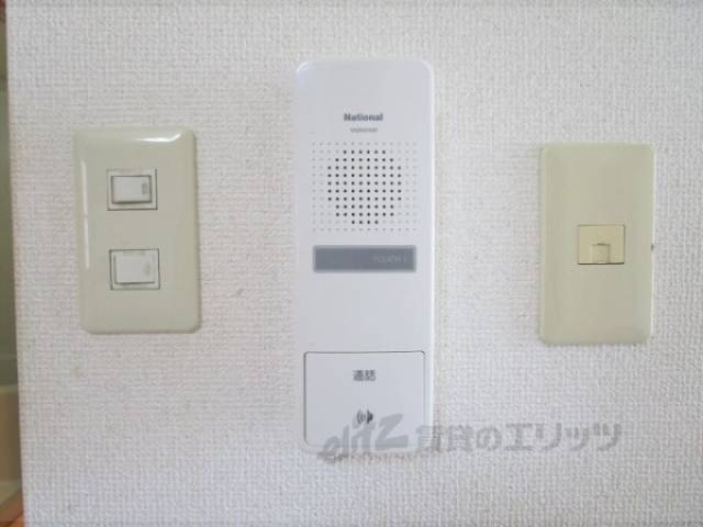 インターホン