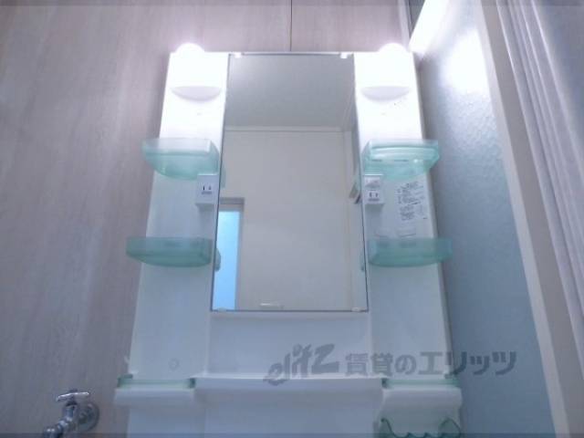 洗面所　独立洗面台