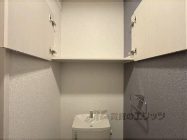 トイレ　トイレ収納
