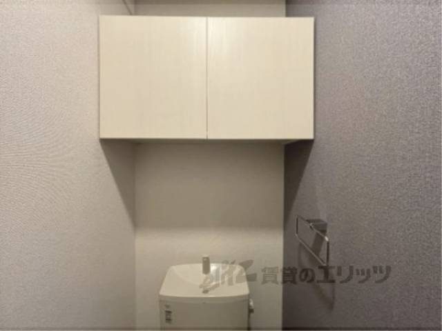 トイレ　トイレ収納