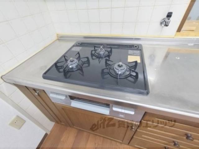 キッチン　コンロ