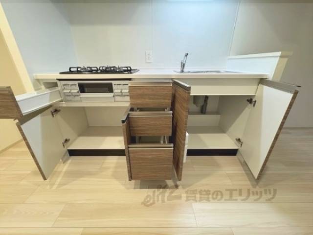 キッチン　下収納