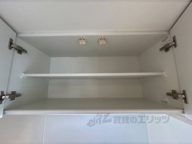 キッチン　上部収納