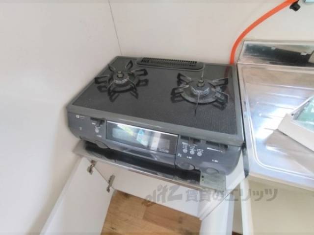 キッチン　コンロ