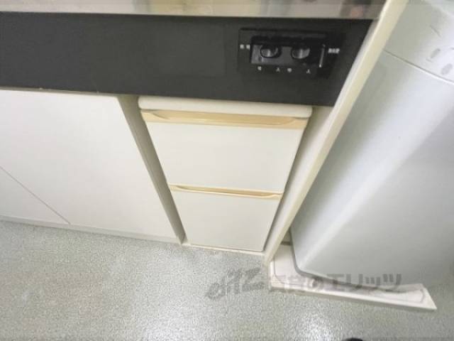 冷蔵庫置場