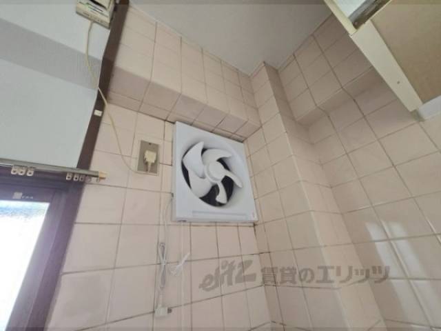 キッチン　換気扇