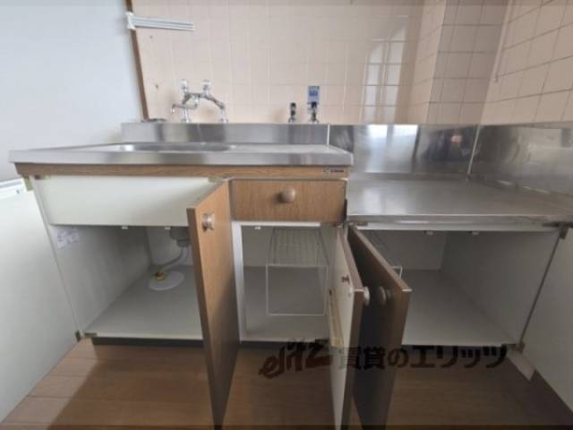 キッチン　下収納