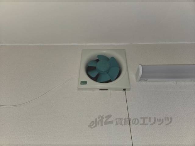 キッチン　換気扇
