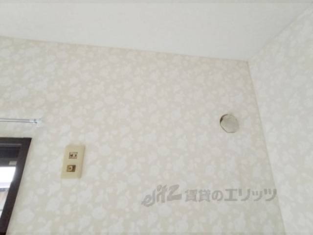 エアコン　設置場所