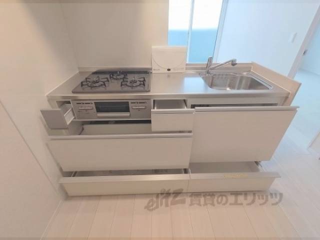 キッチン　収納