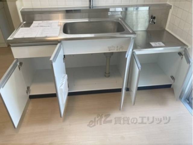 キッチン　下収納