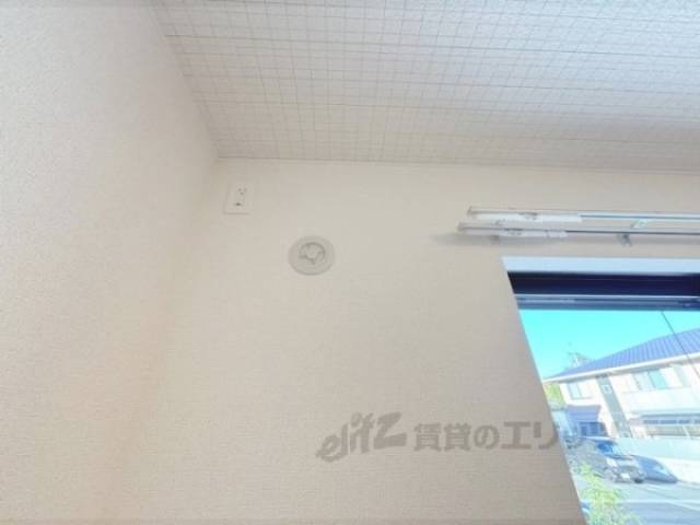 エアコン　設置場所