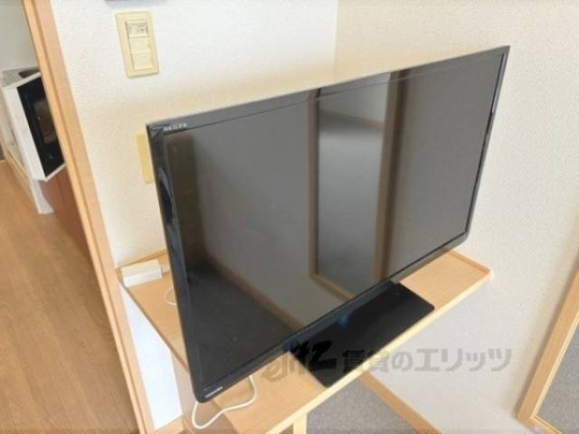 洋室　テレビ