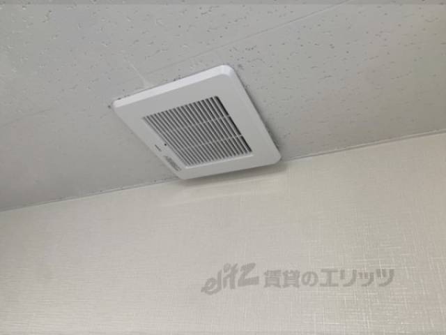 キッチン　換気扇