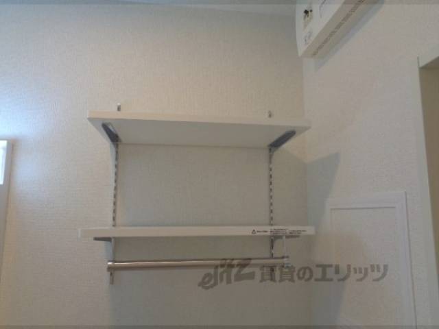 洗濯機置場　棚