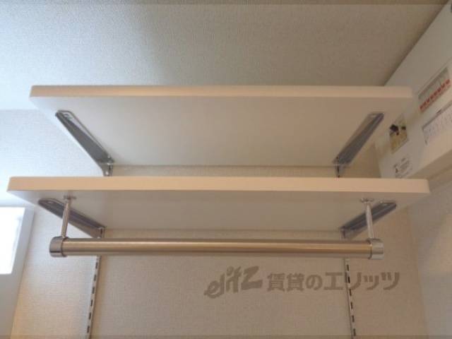 洗濯機置場　棚