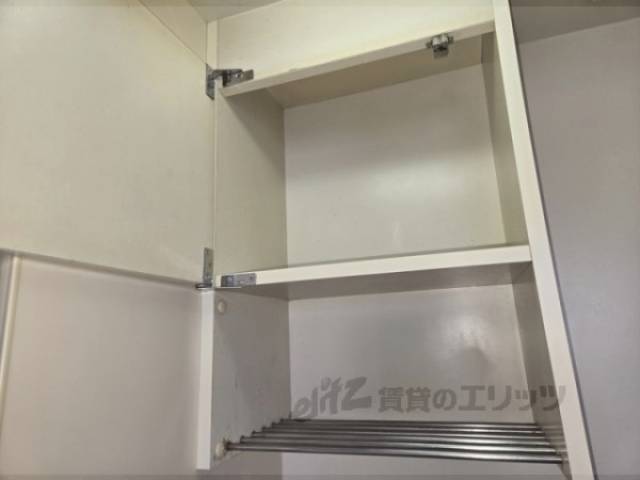 キッチン　上収納