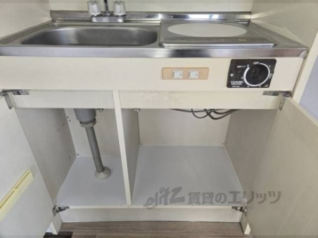 キッチン　下収納