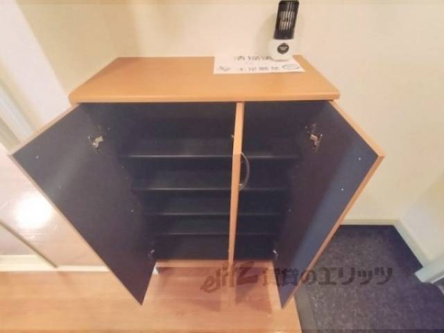 冷蔵庫置場