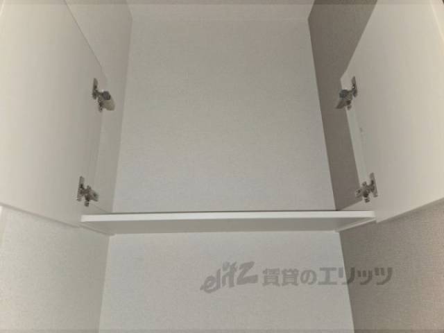 トイレ　収納