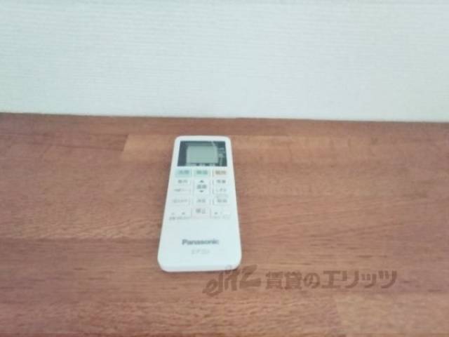 エアコン　リモコン