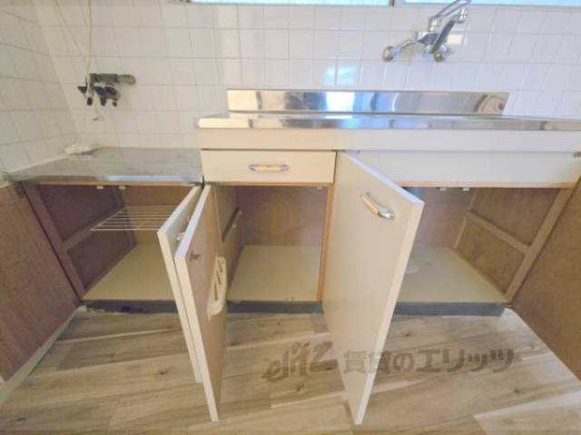 キッチン　下収納