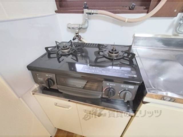 キッチン　コンロ