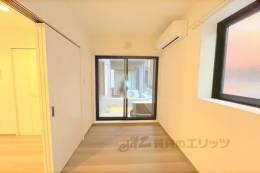 THE GARNET SUITE RESIDENCE山科WEST室内写真1