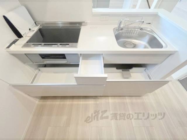 キッチン　下部収納