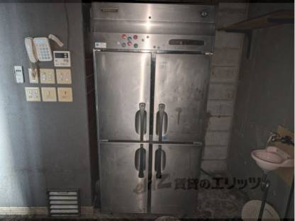 冷蔵庫置場