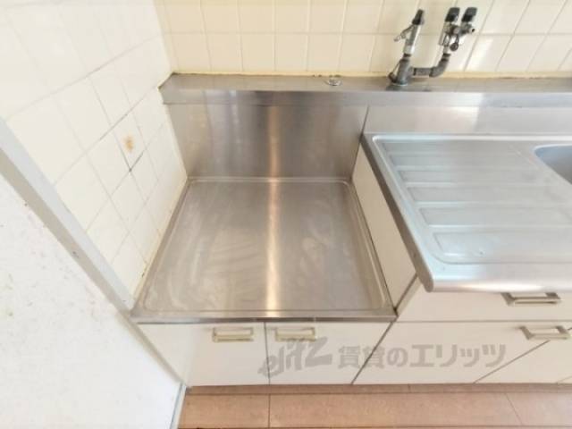 キッチン　コンロ置場