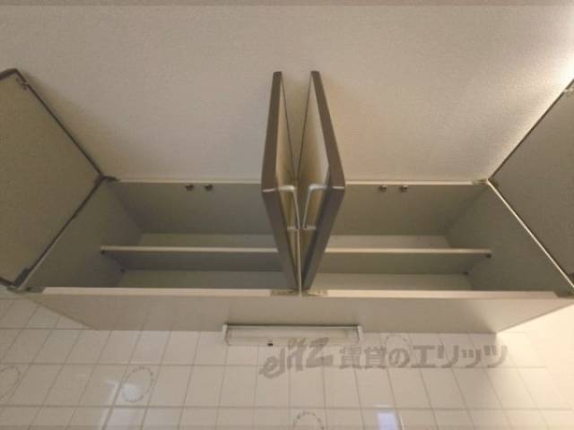 キッチン　収納