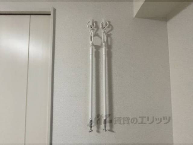 室内干し竿掛け