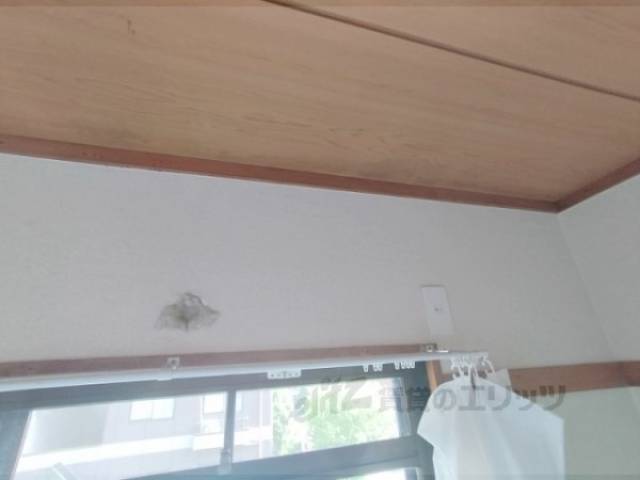 エアコン　設置場所