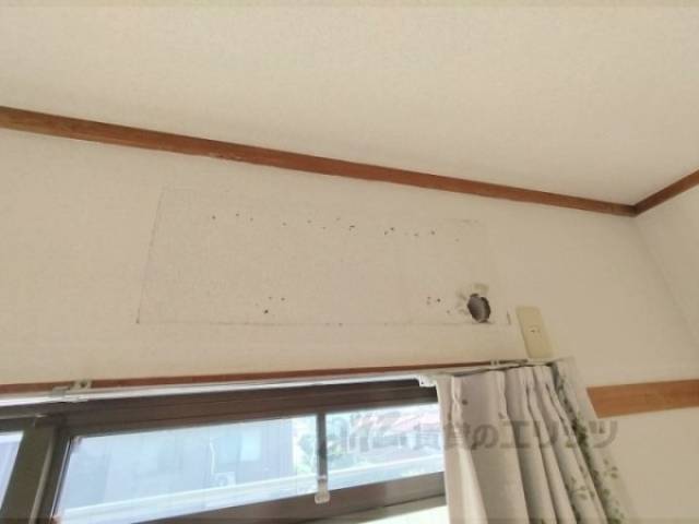 エアコン　設置場所