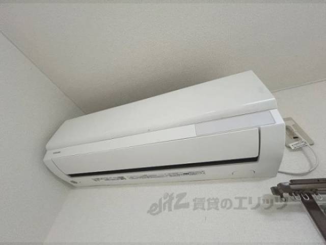 洋室　エアコン