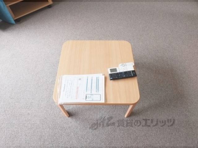 テーブル