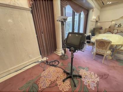 カラオケモニター