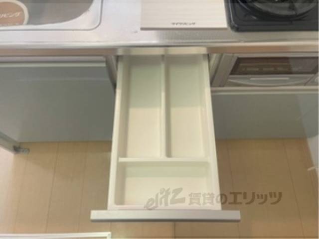 キッチン　収納