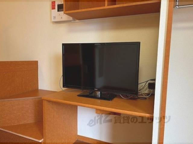 付属テレビ