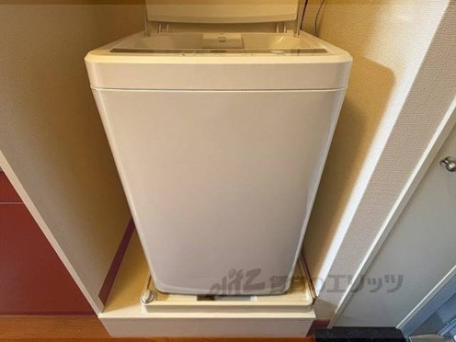 洗濯機置場　付属洗濯機