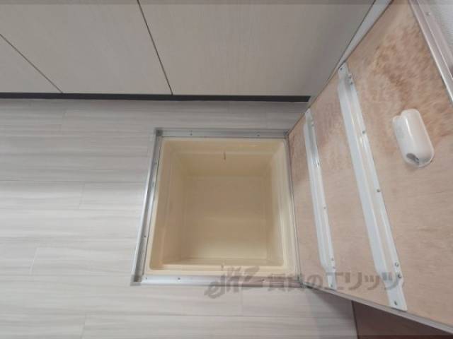 床下収納