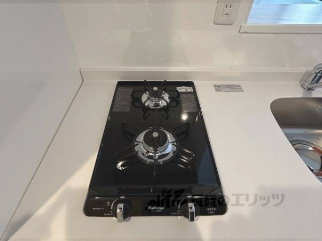 キッチン　コンロ